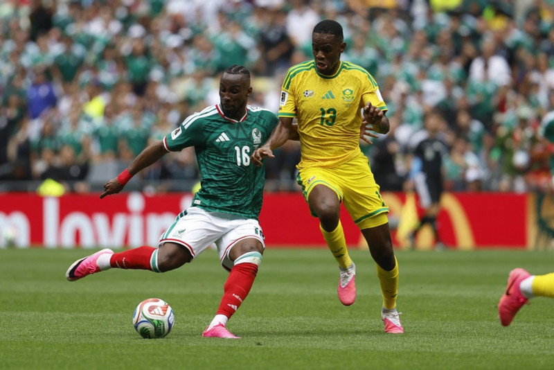 Englandi stafar mikil ógn af óvæntri hetju Mexíkó