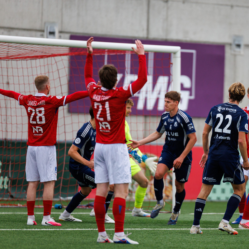 Myndaveisla: Keflavík náði í stig á Hlíðarenda