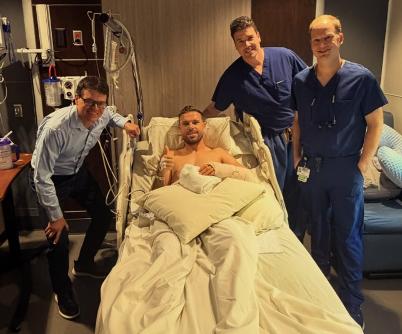 Jordan Henderson á sjúkrahúsinu í Kansas.