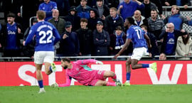 England: Samba-bolti hjá Palace - Everton áfram taplaust