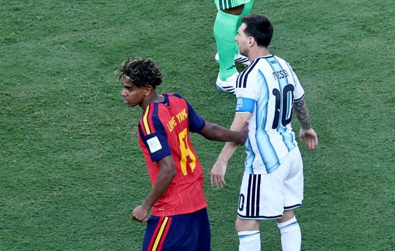 Romero hunsaði Trump - Yamal og Messi knúsuðust