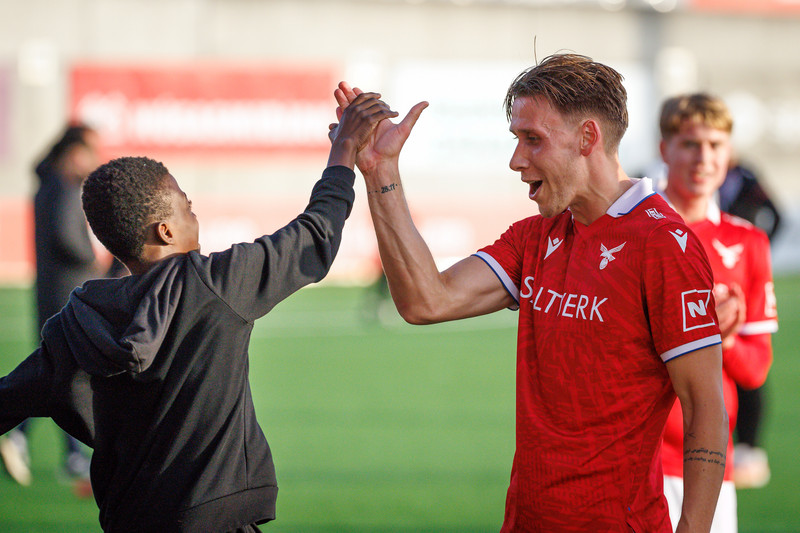 Bjarni Mark til Svíþjóðar