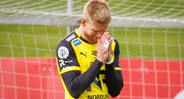 Besta deildin: Viktor sökkti KR með þrennu - Keflavík...