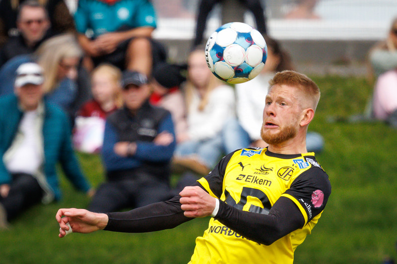 Viktor Jónsson skoraði merkilegt mark á síðustu sekúndunni fyrir ÍA gegn Fram.
