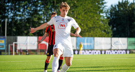 Aron Lucas sleit krossband