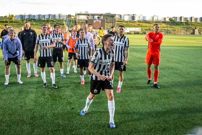 Ísland í dag - Toppslagur í Vesturbæ