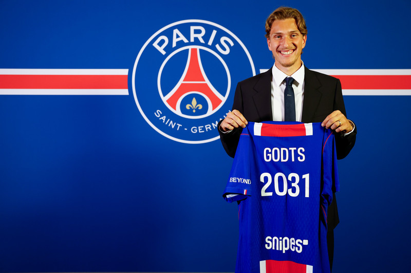 Godts til PSG á 45 milljónir evra (Staðfest)