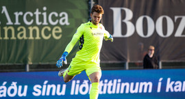 Frederik tók 21 sekúndu í markspyrnuna - ÍA refsaði...