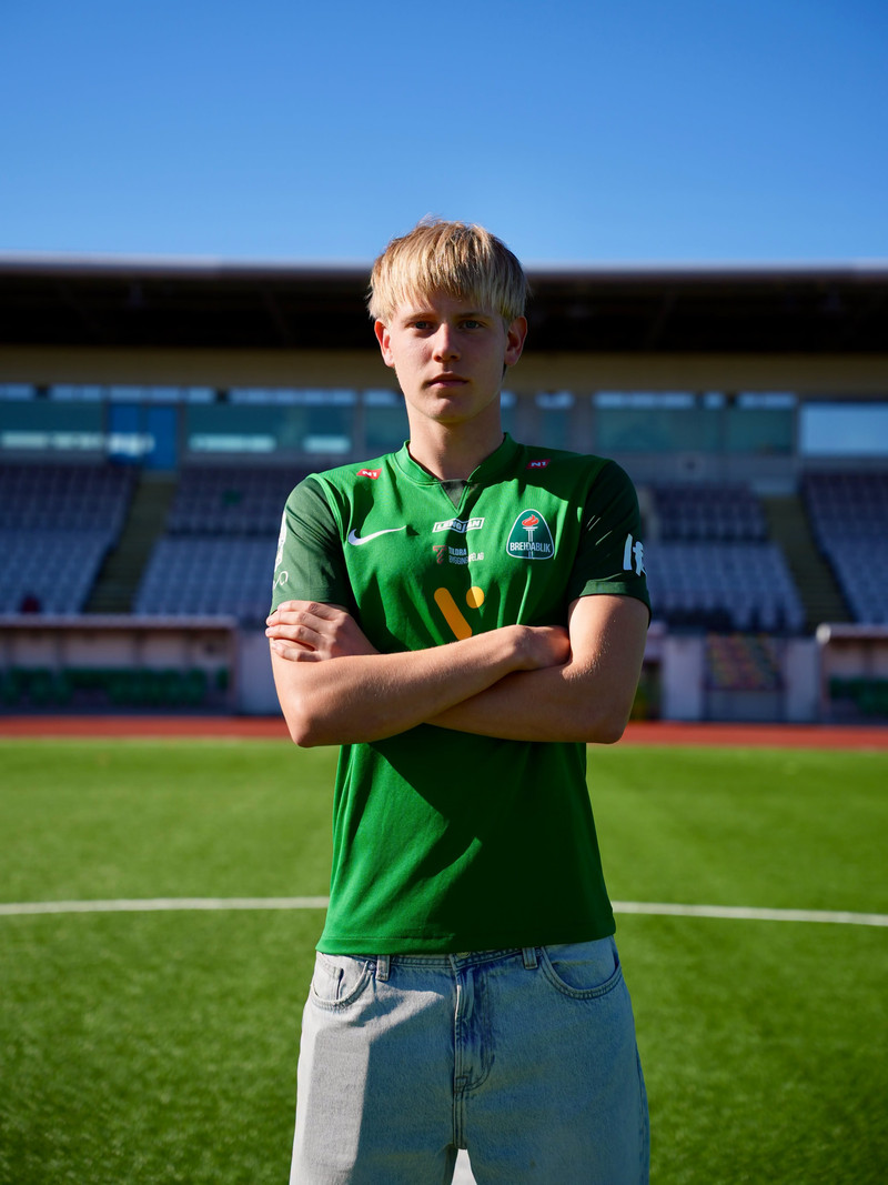 Í U17 og skrifar undir hjá Blikum