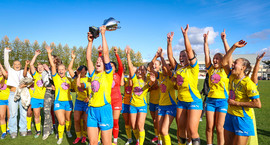 2. deild kvenna: Fjölnir fagnar titlinum - Fylkir í...