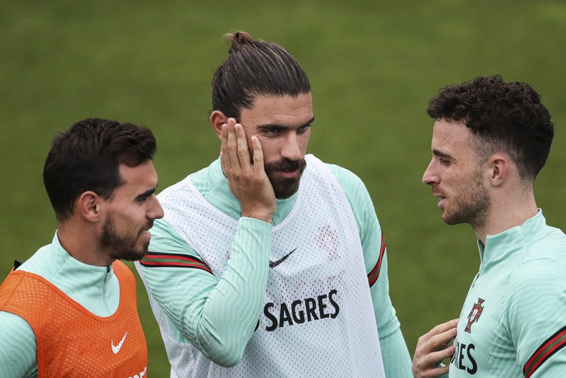 Sungu nafn Diogo Jota til að taka Neves úr jafnvægi