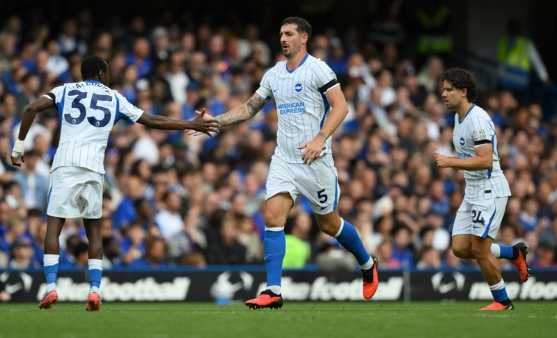 Lewis Dunk skoraði stórbrotið mark