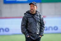 Bauðst til að stíga til hliðar um mitt sumar