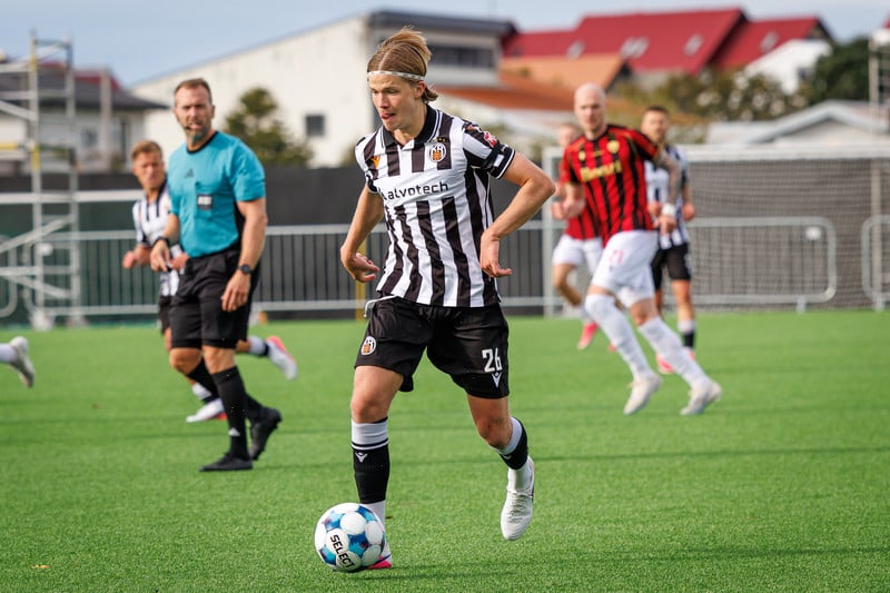 Orðaður við félög í Championship-deildinni.