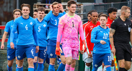U21 liðið ekki enn farið til Færeyja - Frestun á...