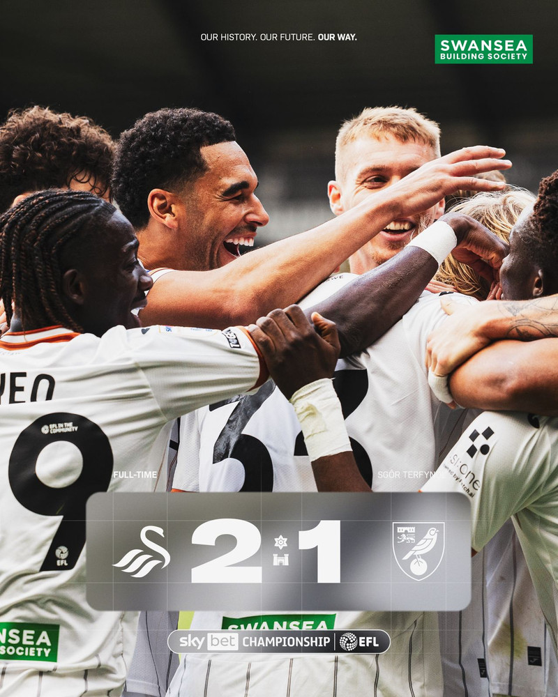 Swansea er á toppnum