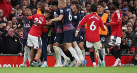 England: Læti og dramatík á Old Trafford