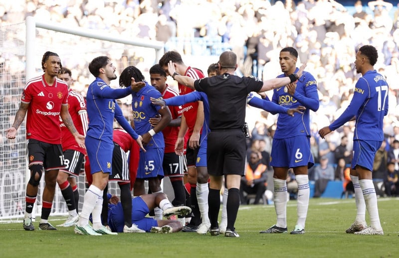 England: Chelsea afgreiddi Man Utd í síðari hálfleik - Martínez brást liðsfélögunum