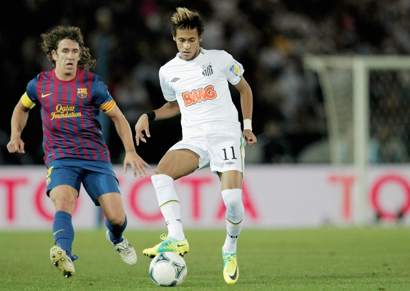 Í leik með Santos gegn Barcelona á sínum tíma.