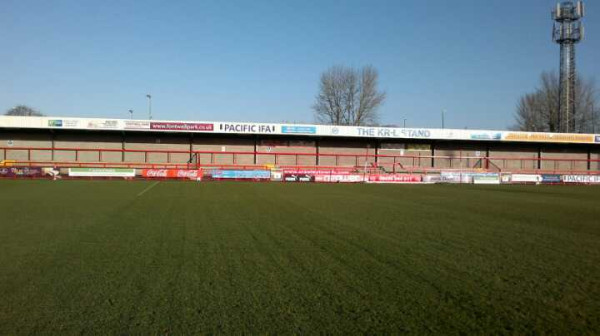 Stæðin á Broadfield stadium